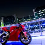 Ducati Con Luci di Città