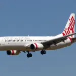 Aereo di Linea in Preparazione per l'atterraggio