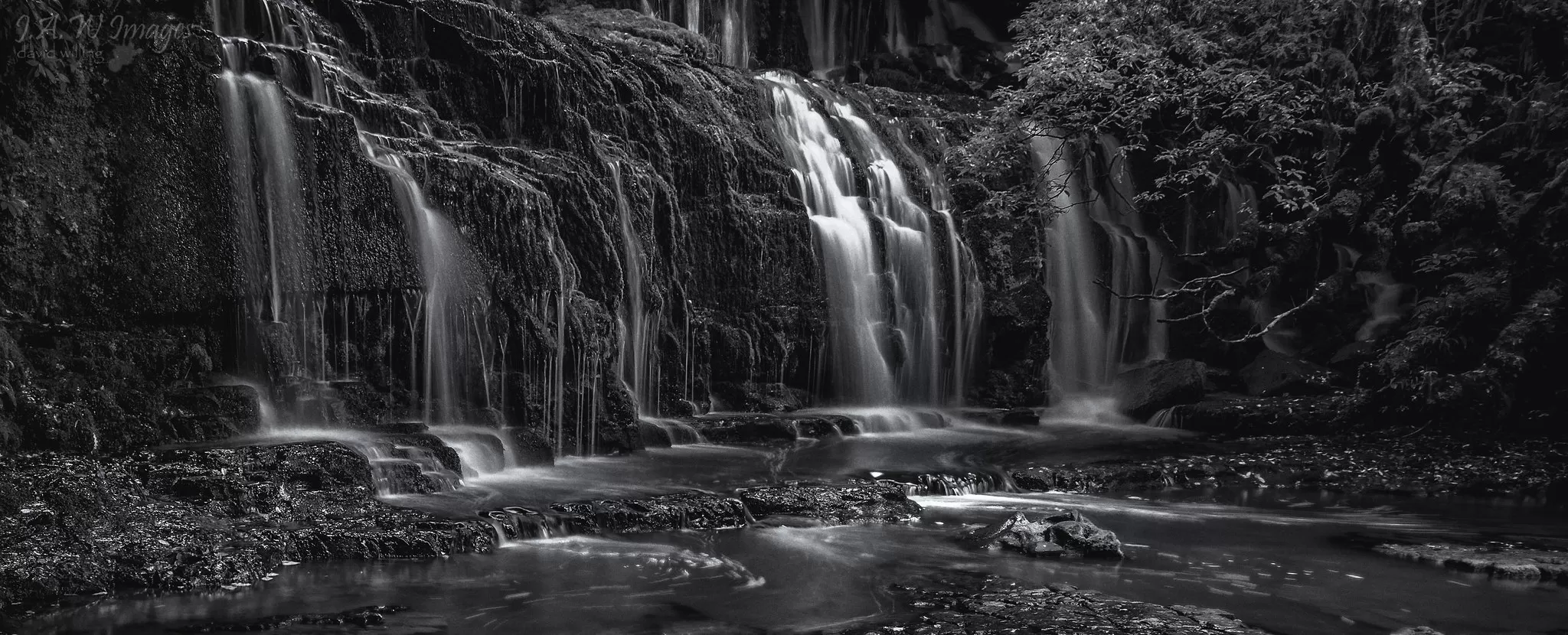 Cascate in Bianco e Nero