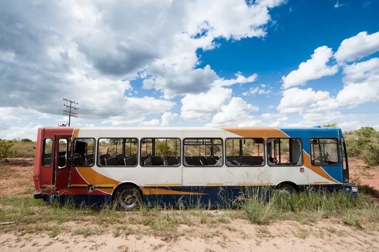 Bus Abbandonato in Africa