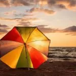Gli ombrelloni perfetti per il sole, ma anche resistenti al vento